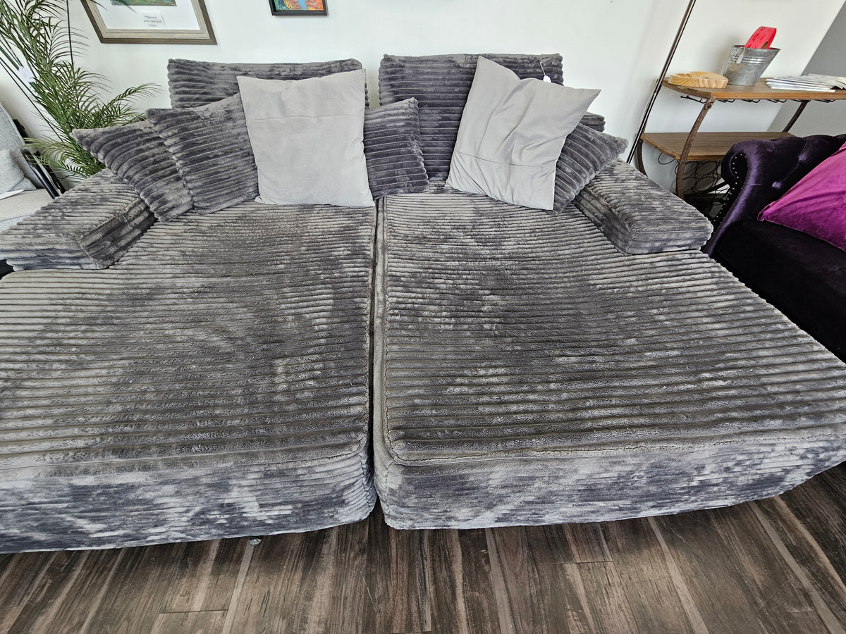 Living room Oversized Chaise lounger