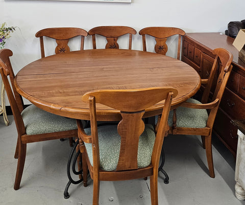 Ellan Allen Table with leaf